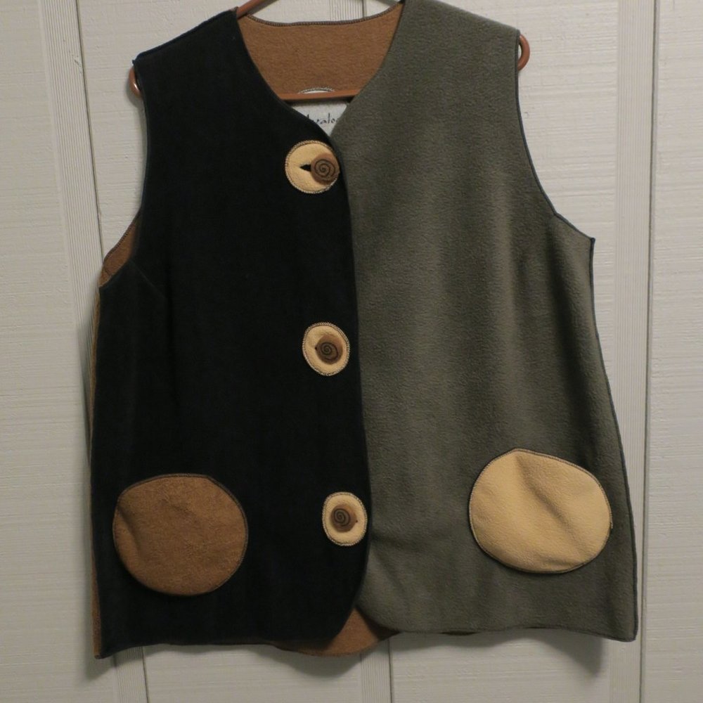 Avaloo Artisian Funky Vest XXL